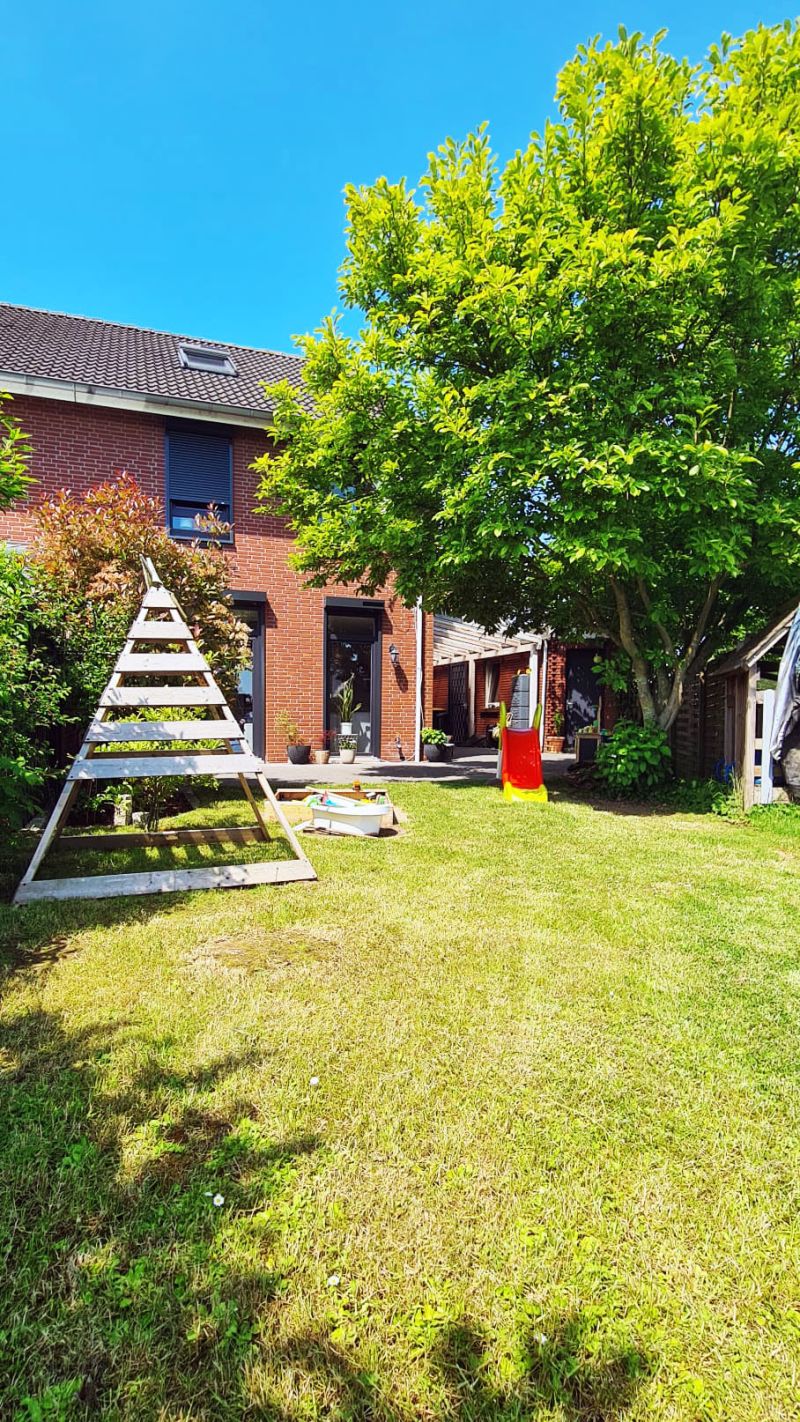 WILLKOMMEN IM NEUEN FAMILIENNEST: TOLLE DHH IN RUHIGER LAGE VON ÜBACH-PALENBERG